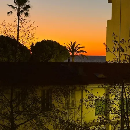 Moderne 3 Pièces Climatisé Avec Balcon, à 2 Min * Nice