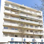 Moderne 3 Pieces Climatise Avec Balcon, A 2 Min
