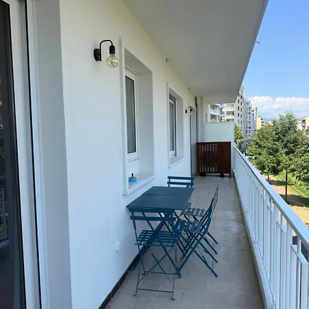 Moderne 3 Pieces Climatise Avec Balcon, A 2 Min * Nice